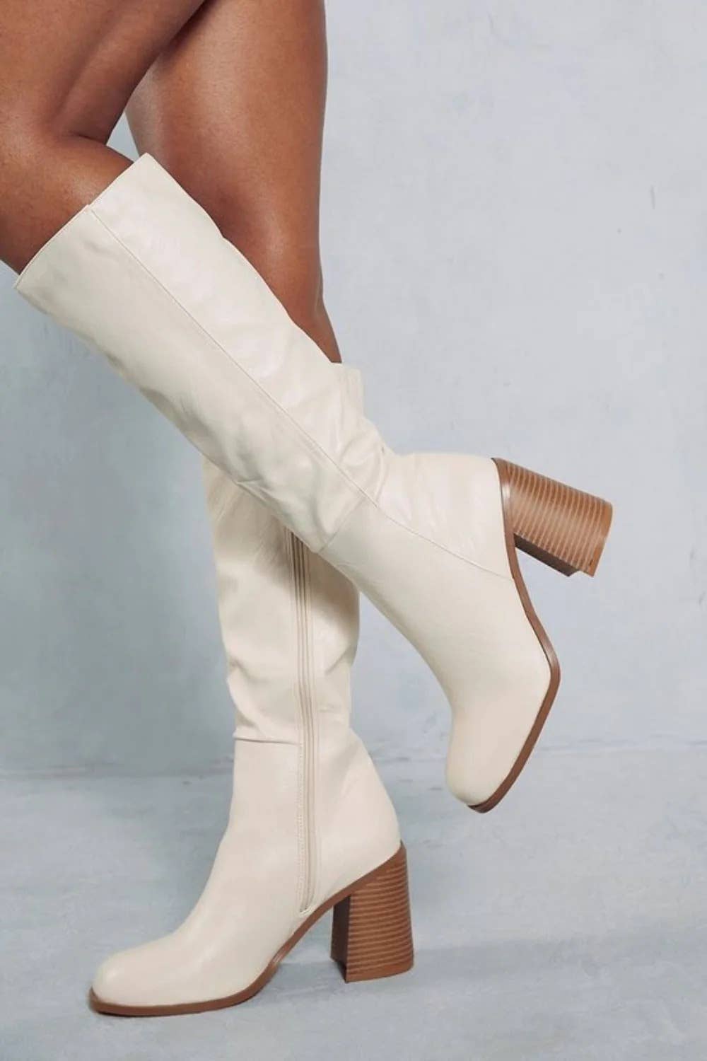 RoxieCREAM KNEE HIGH HEELED BOOT