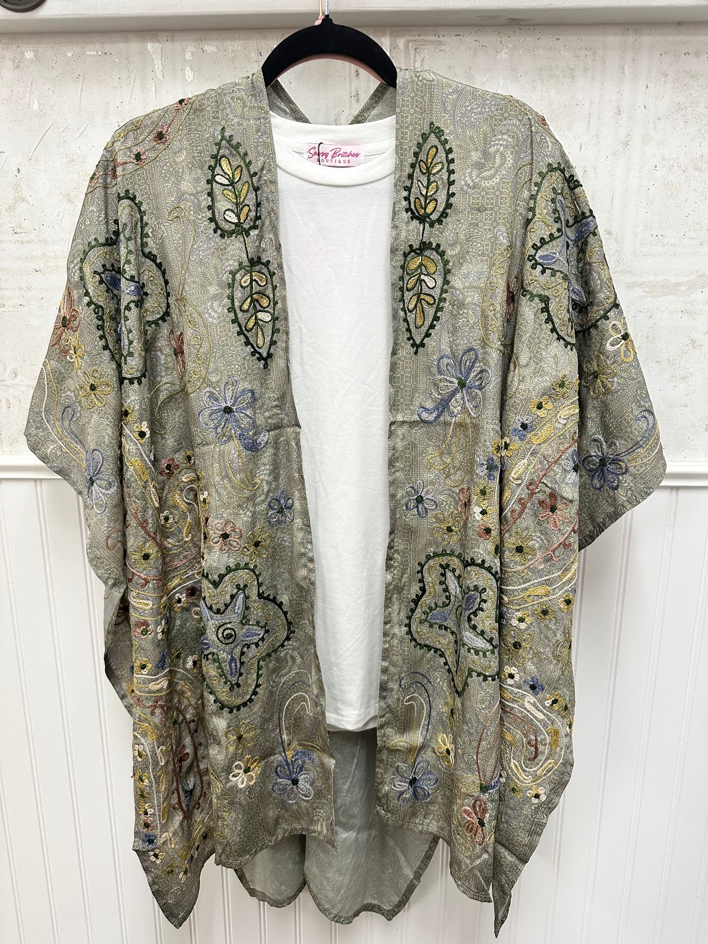 Grey paisley