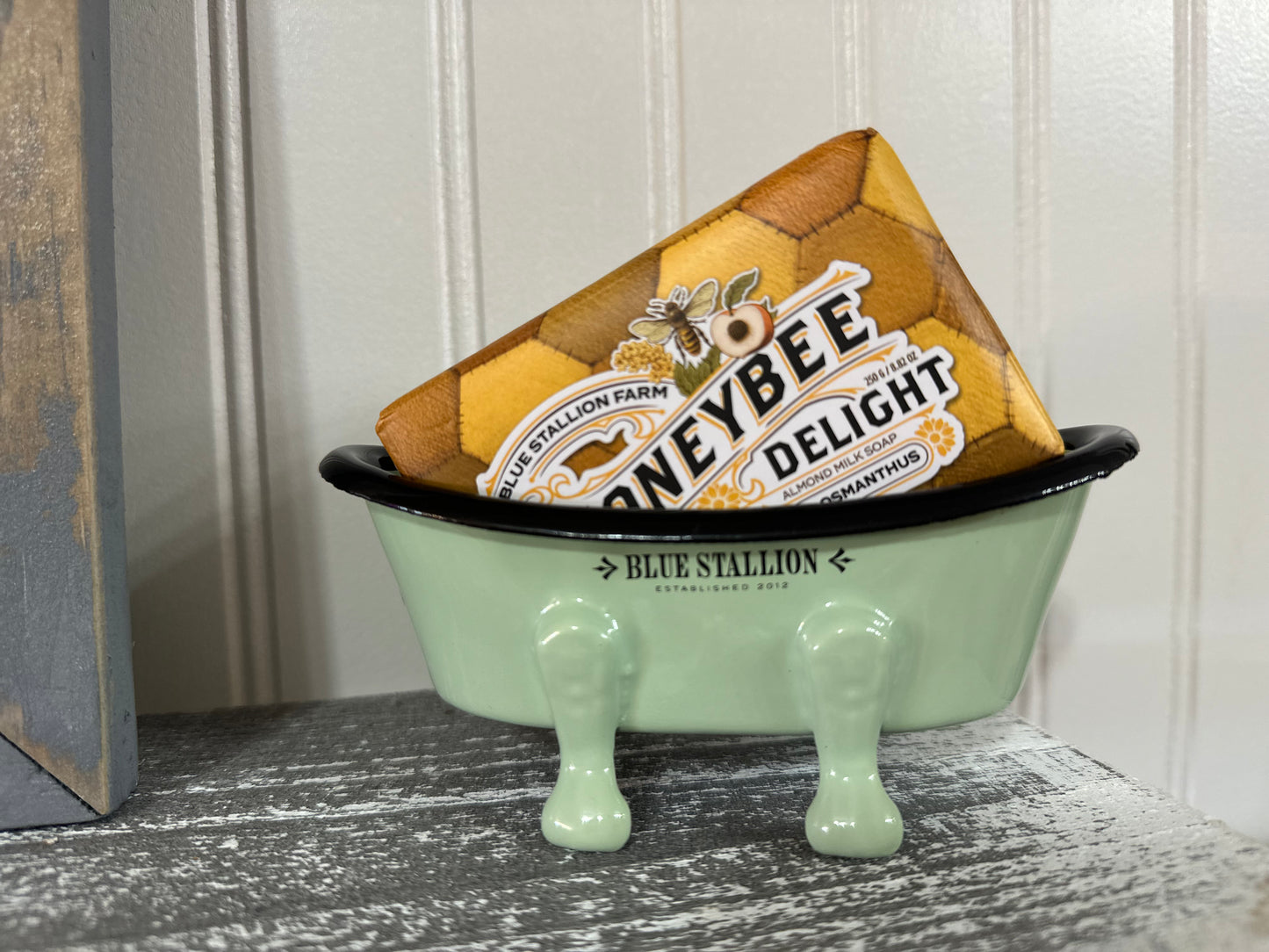 bathtub soap dish