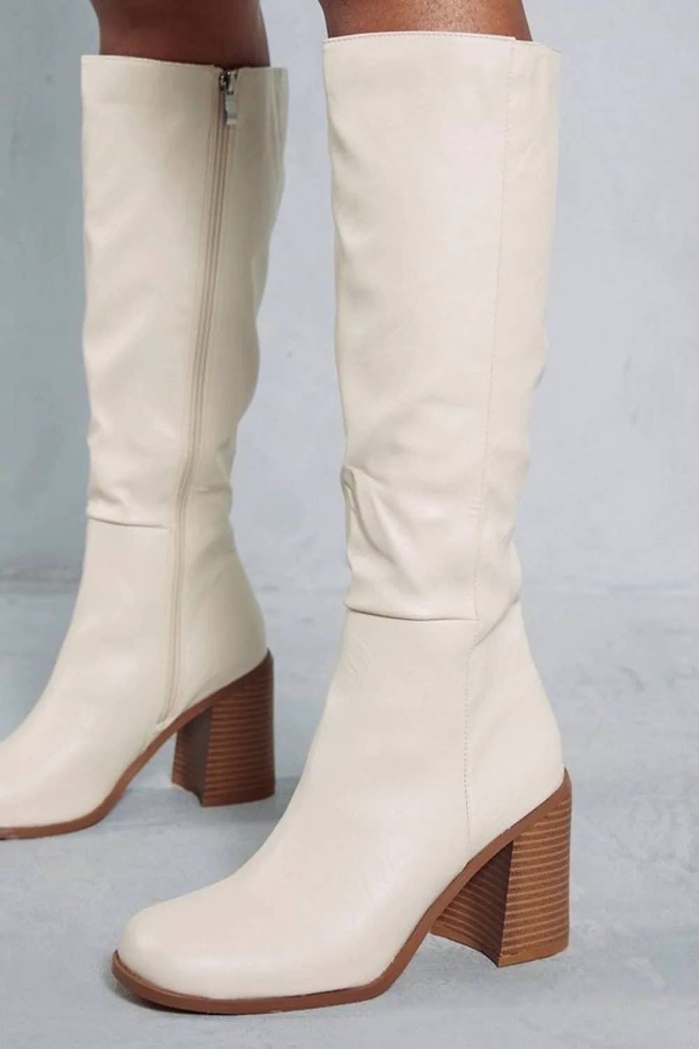 RoxieCREAM KNEE HIGH HEELED BOOT