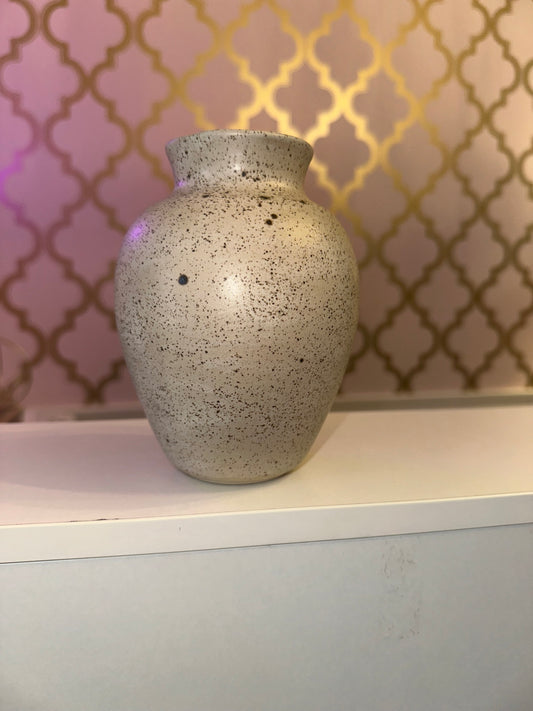 Farmhouse Ginger Vase